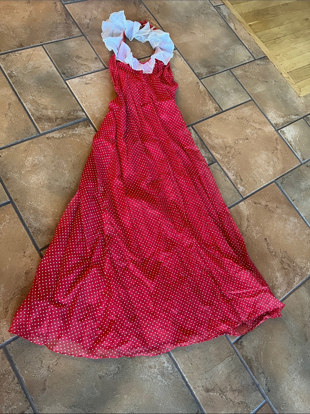 VINTAGE 1970’s POLKA DOT GOWN